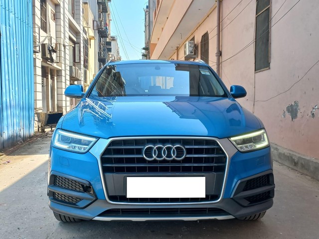 Second-hand 2017 Audi Q3 30 TFSI Premium FWD for sale in New Delhi-4