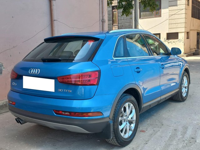 Second-hand 2017 Audi Q3 30 TFSI Premium FWD for sale in New Delhi-5