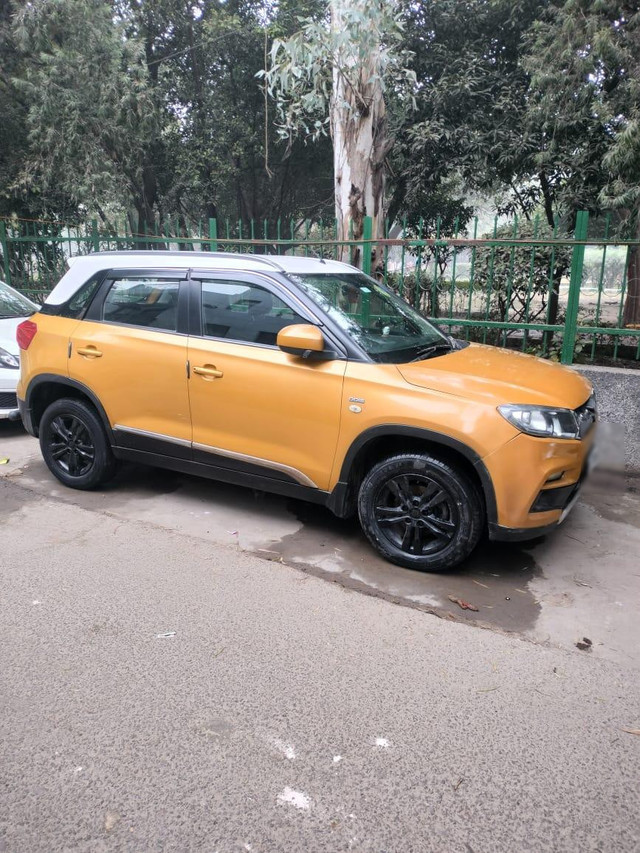 Second-hand 2018 Maruti Vitara Brezza ZDi for sale in New Delhi-1