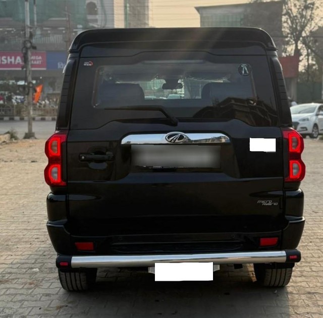 Second-hand 2022 Mahindra Scorpio S11 for sale in Dehradun-2