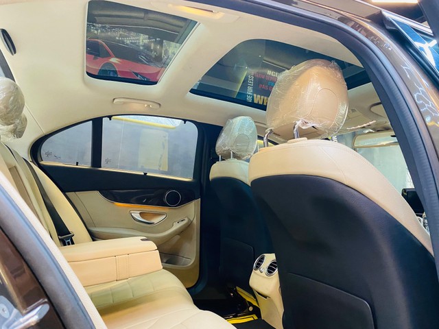 Second-hand 2017 Mercedes-Benz C-Class C 200 Avantgarde Edition C for sale in Thane-8