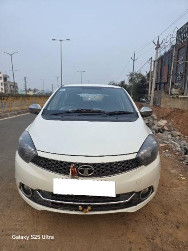 Second-hand 2020 Tata Tigor XZ Plus for sale in Chhatrapur-2