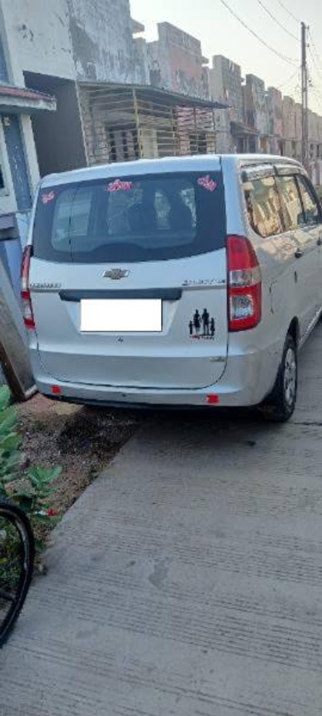 Second-hand 2013 Chevrolet Enjoy TCDi LS 7 Seater for sale in Mandvi (Kachchh)-1
