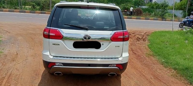Second-hand 2017 Tata Hexa XTA for sale in Vijayawada-6