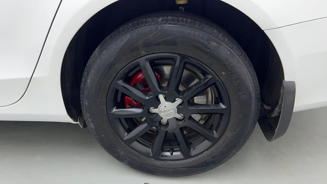 Second-hand 2015 Audi A4 35 TDI Premium Plus for sale in Jaipur-19