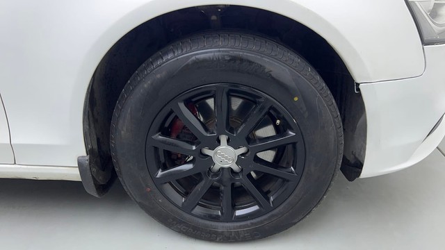 Second-hand 2015 Audi A4 35 TDI Premium Plus for sale in Jaipur-17