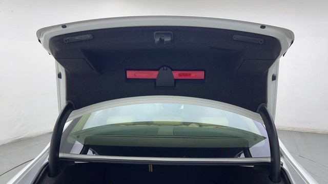 Second-hand 2015 Audi A4 35 TDI Premium Plus for sale in Jaipur-35