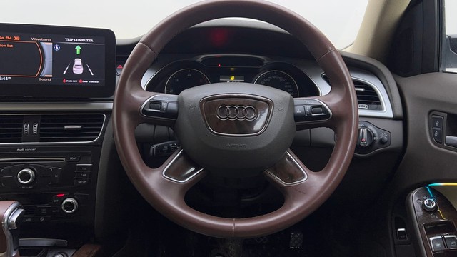 Second-hand 2015 Audi A4 35 TDI Premium Plus for sale in Jaipur-37