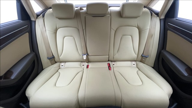 Second-hand 2015 Audi A4 35 TDI Premium Plus for sale in Jaipur-36