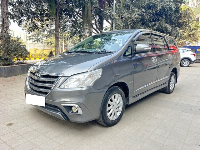 Second-hand 2014 Toyota Innova 2.5 VX (Diesel) 8 Seater BS IV for sale in Pune-5
