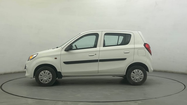 Second-hand 2017 Maruti Alto 800 LXi for sale in Ahmedabad-6