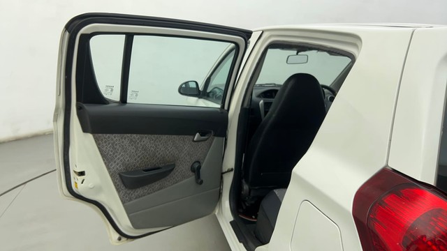 Second-hand 2017 Maruti Alto 800 LXi for sale in Ahmedabad-24