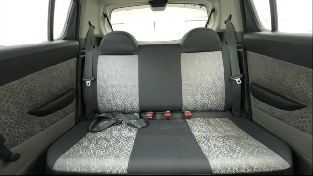 Second-hand 2017 Maruti Alto 800 LXi for sale in Ahmedabad-34