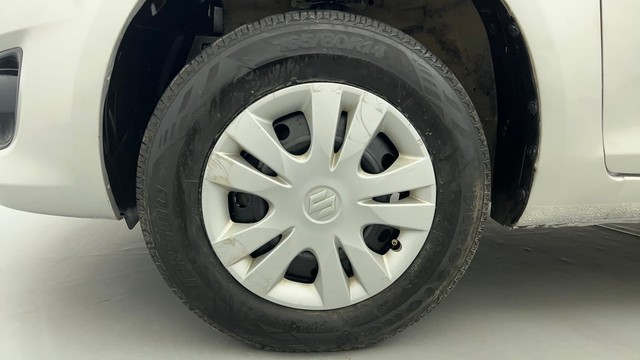 Second-hand 2013 Maruti Swift Dzire VXI for sale in Ahmedabad-20