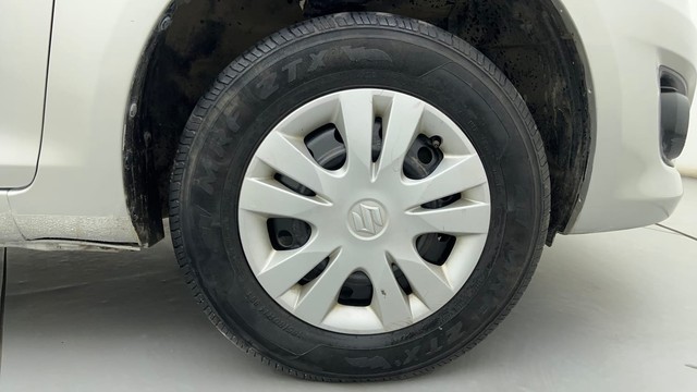 Second-hand 2013 Maruti Swift Dzire VXI for sale in Ahmedabad-17