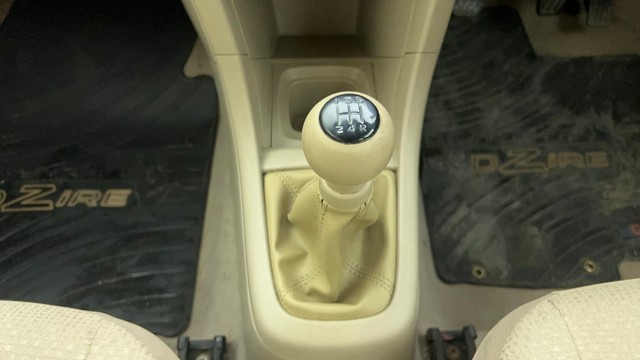Second-hand 2013 Maruti Swift Dzire VXI for sale in Ahmedabad-12