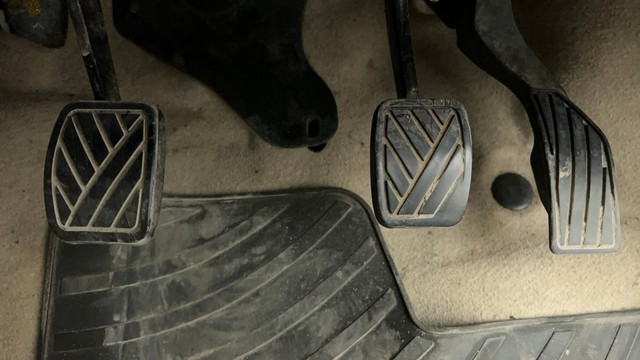 Second-hand 2013 Maruti Swift Dzire VXI for sale in Ahmedabad-14