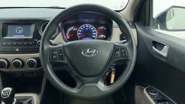 Second-hand 2017 Hyundai Grand i10 1.2 Kappa Sportz BSIV for sale in Ahmedabad-35