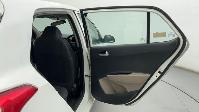 Second-hand 2017 Hyundai Grand i10 1.2 Kappa Sportz BSIV for sale in Ahmedabad-25