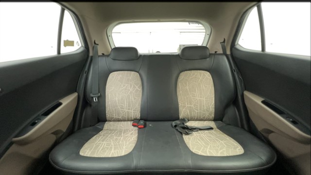 Second-hand 2017 Hyundai Grand i10 1.2 Kappa Sportz BSIV for sale in Ahmedabad-24