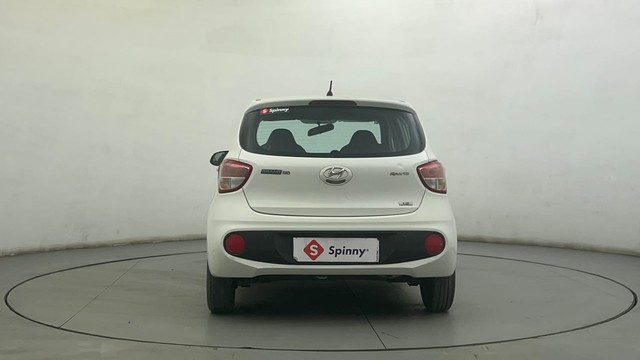 Second-hand 2017 Hyundai Grand i10 1.2 Kappa Sportz BSIV for sale in Ahmedabad-4