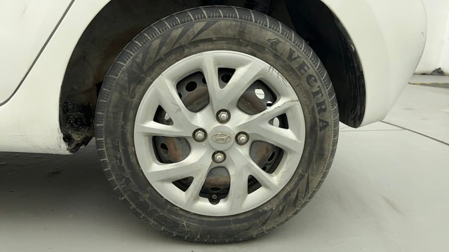 Second-hand 2017 Hyundai Grand i10 1.2 Kappa Sportz BSIV for sale in Ahmedabad-19