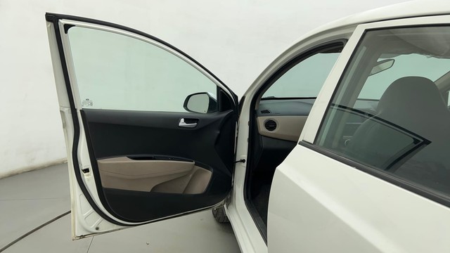 Second-hand 2017 Hyundai Grand i10 1.2 Kappa Sportz BSIV for sale in Ahmedabad-23