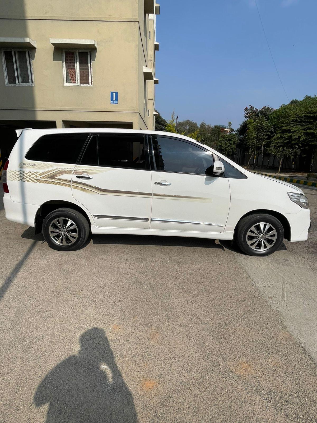 30 Used Toyota Innova Cars in Channapatna from ₹1 Lakh - Second