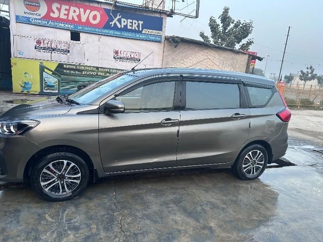 Second-hand 2019 Maruti Ertiga VDI for sale in New Delhi-7