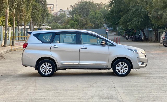 Second-hand 2017 Toyota Innova Crysta 2.4 GX MT BSIV for sale in Pune-1