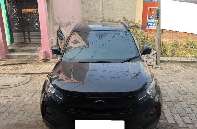 Second-hand 2023 Tata Nexon XZA Plus LUXS Red Dark AMT for sale in New Delhi-6