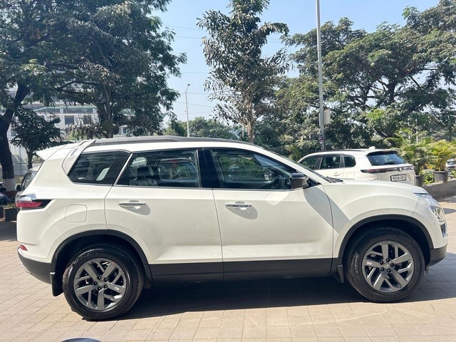 Second-hand 2021 Tata Safari XT Plus BSVI for sale in Pune-5