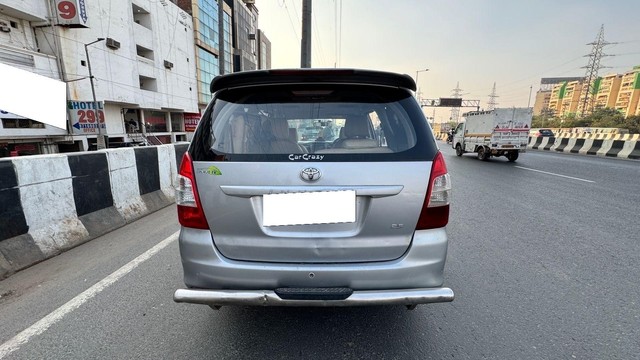 Second-hand 2016 Toyota Innova 2.5 ZX Diesel 7 Seater for sale in New Delhi-2