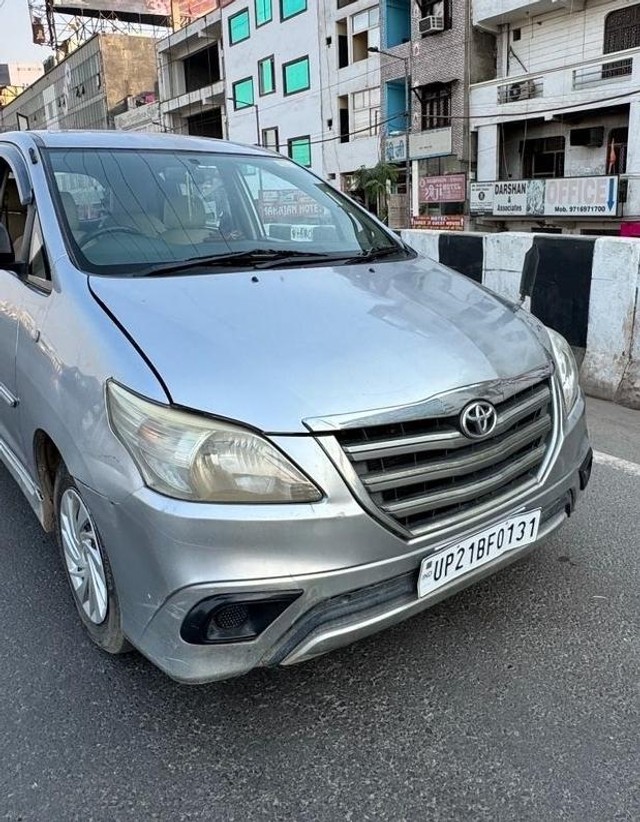 Second-hand 2016 Toyota Innova 2.5 ZX Diesel 7 Seater for sale in New Delhi-5
