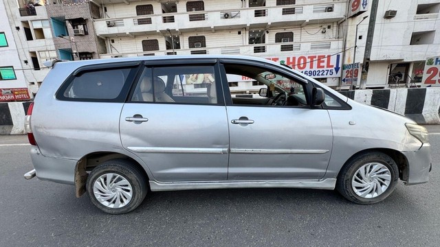 Second-hand 2016 Toyota Innova 2.5 ZX Diesel 7 Seater for sale in New Delhi-13