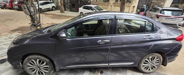Second-hand 2018 Honda City i-DTEC VX for sale in Gurgaon-3