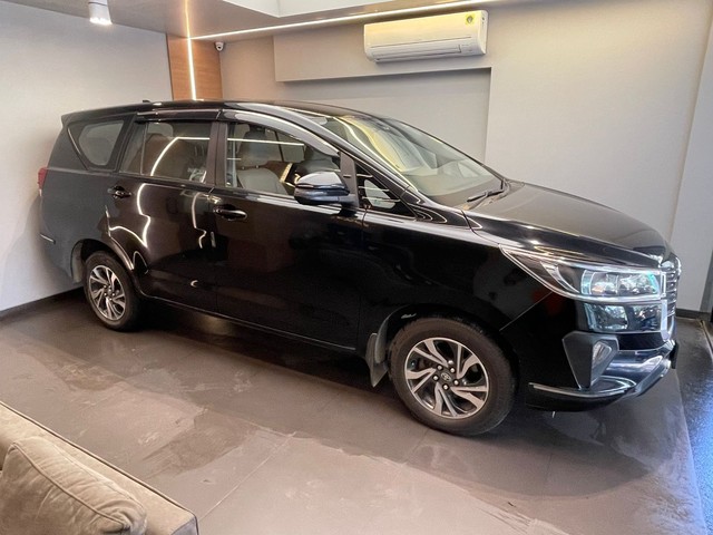 Second-hand 2022 Toyota Innova Crysta 2.4 GX 8 STR for sale in Mumbai-12