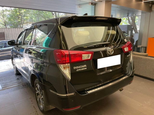 Second-hand 2022 Toyota Innova Crysta 2.4 GX 8 STR for sale in Mumbai-6