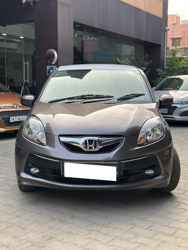 Second-hand 2012 Honda Brio S MT for sale in Chennai-1