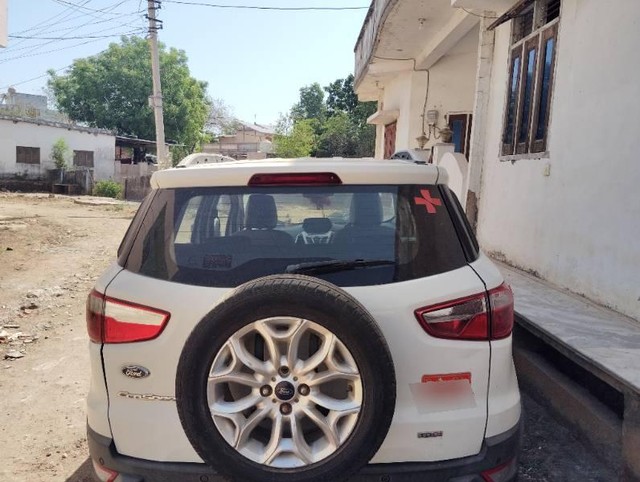 Second-hand 2018 Ford Ecosport 1.5 Petrol Titanium BSIV for sale in Banswara-3