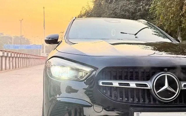Second-hand 2025 Mercedes-Benz GLA 200 for sale in New Delhi-2
