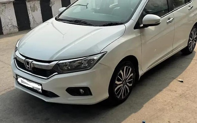 Second-hand 2019 Honda City VX CVT for sale in New Delhi-6