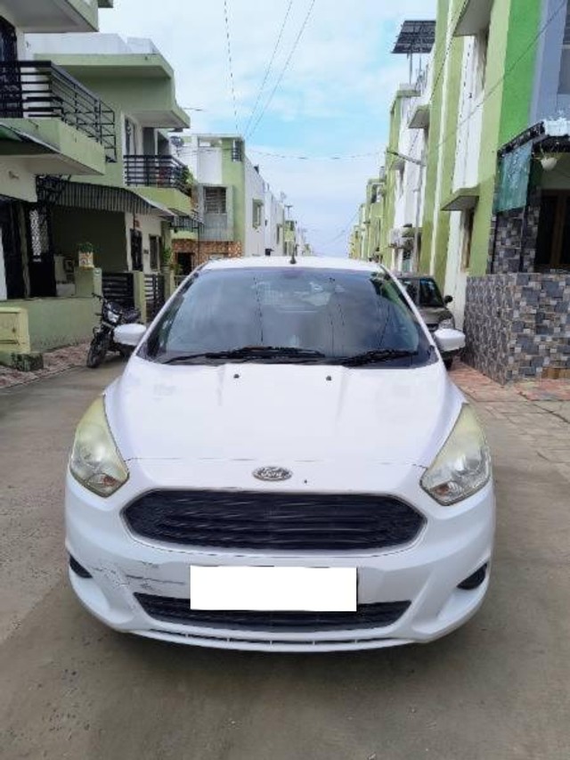 Second-hand 2017 Ford Figo 1.5 Sports Edition MT for sale in Bavla-2