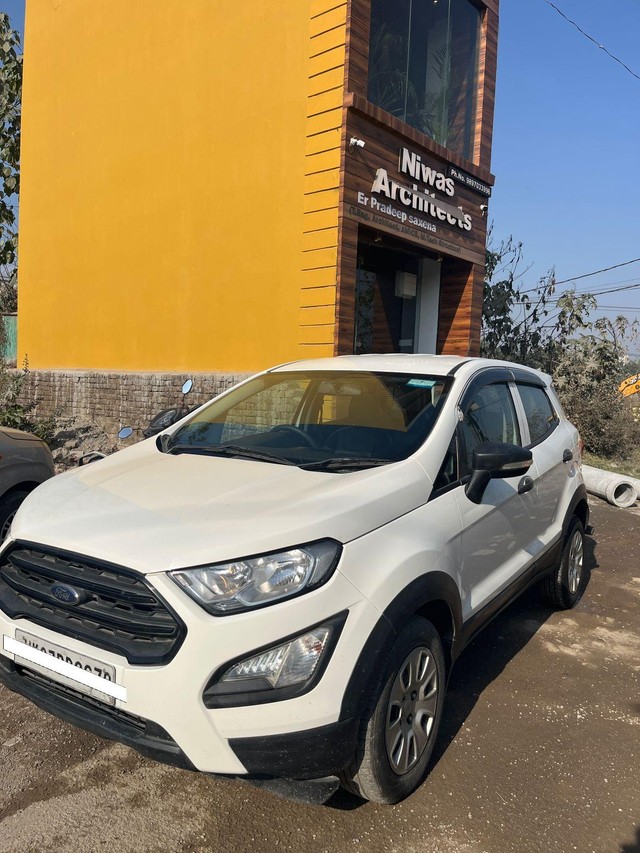 Second-hand 2017 Ford Ecosport 1.5 Petrol Ambiente BSIV for sale in Dehradun-2