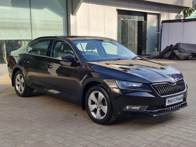 Second-hand 2017 Skoda Superb Style 1.8 TSI AT for sale in Mumbai-5