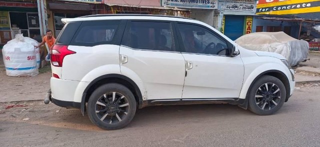 Second-hand 2019 Mahindra XUV500 W11 BSIV for sale in Berhampur-4