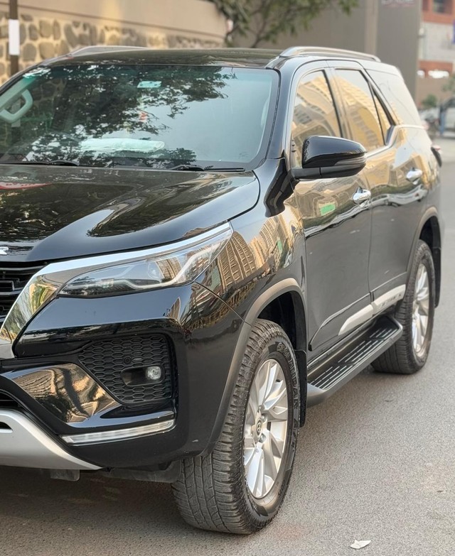 Second-hand 2021 Toyota Fortuner 4X4 Diesel AT BSVI for sale in Rajkot-2