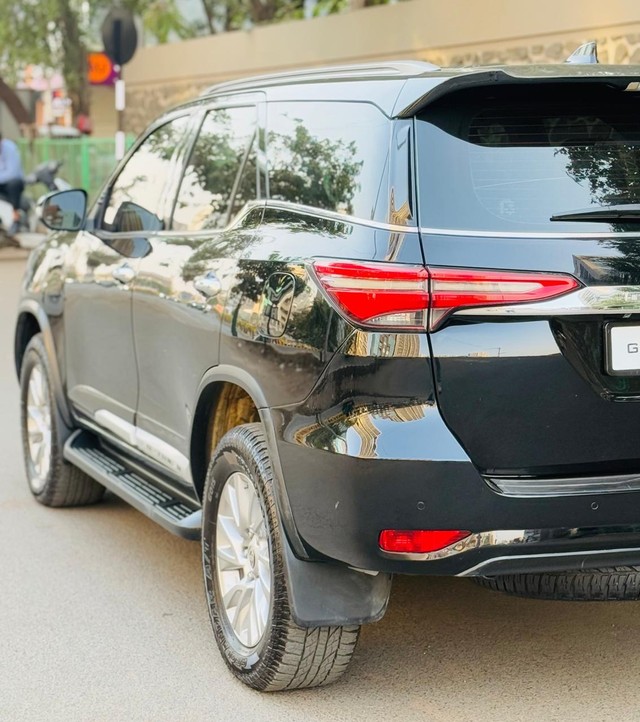 Second-hand 2021 Toyota Fortuner 4X4 Diesel AT BSVI for sale in Rajkot-10