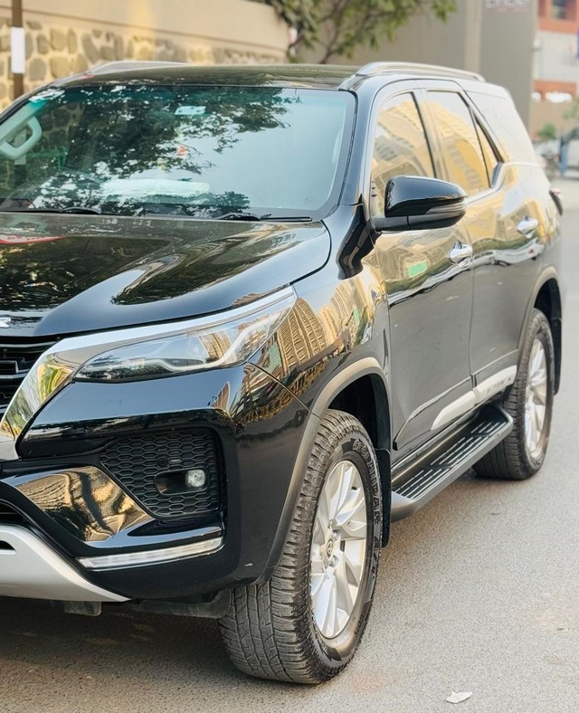 Second-hand 2021 Toyota Fortuner 4X4 Diesel AT BSVI for sale in Rajkot-12