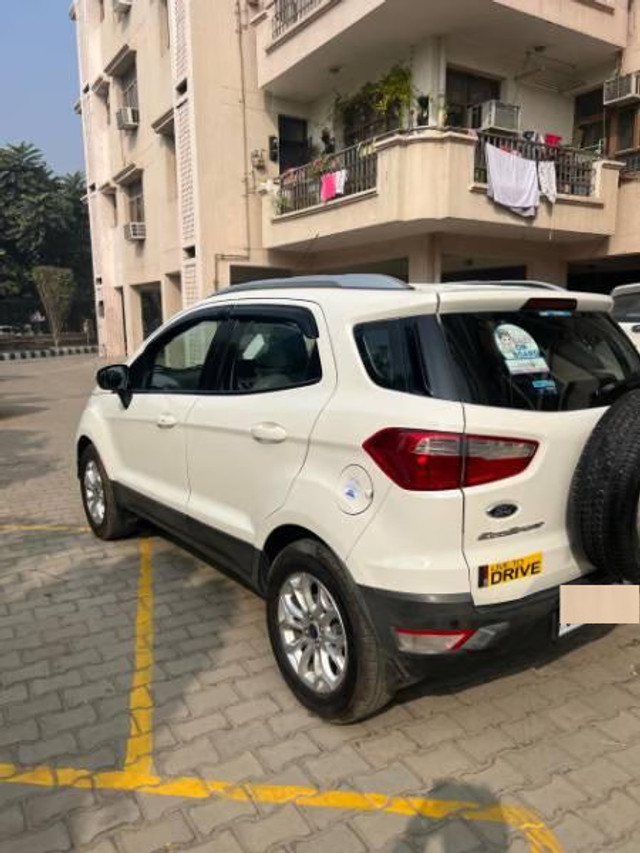 Second-hand 2017 Ford Ecosport 1.5 Diesel Titanium BSIV for sale in Gurgaon-7